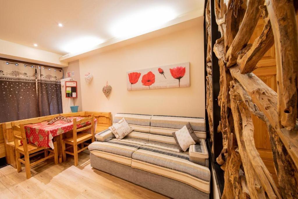 Cervinia - Matterhorn Apartments ブレウイル・チェルヴィナイア エクステリア 写真