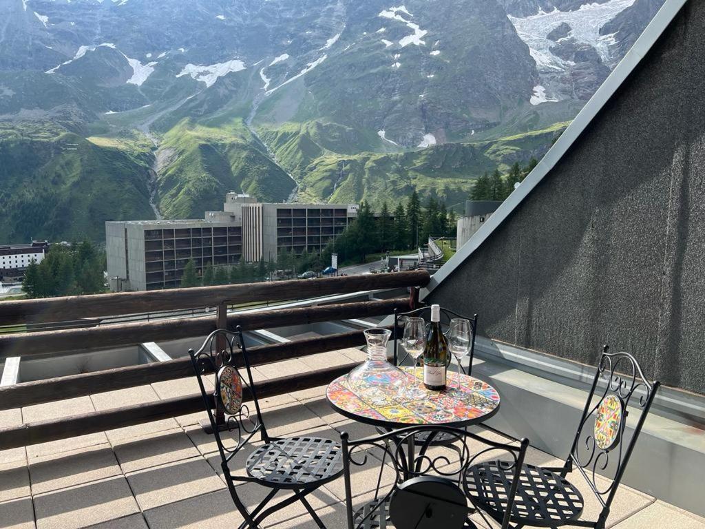 Cervinia - Matterhorn Apartments ブレウイル・チェルヴィナイア エクステリア 写真