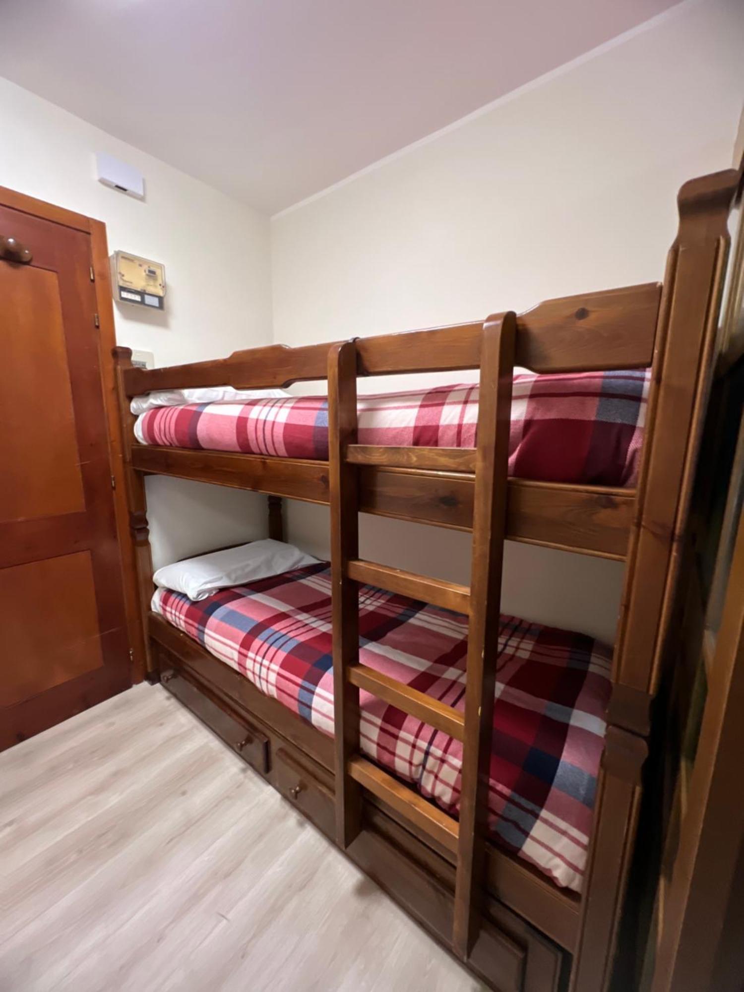 Cervinia - Matterhorn Apartments ブレウイル・チェルヴィナイア エクステリア 写真