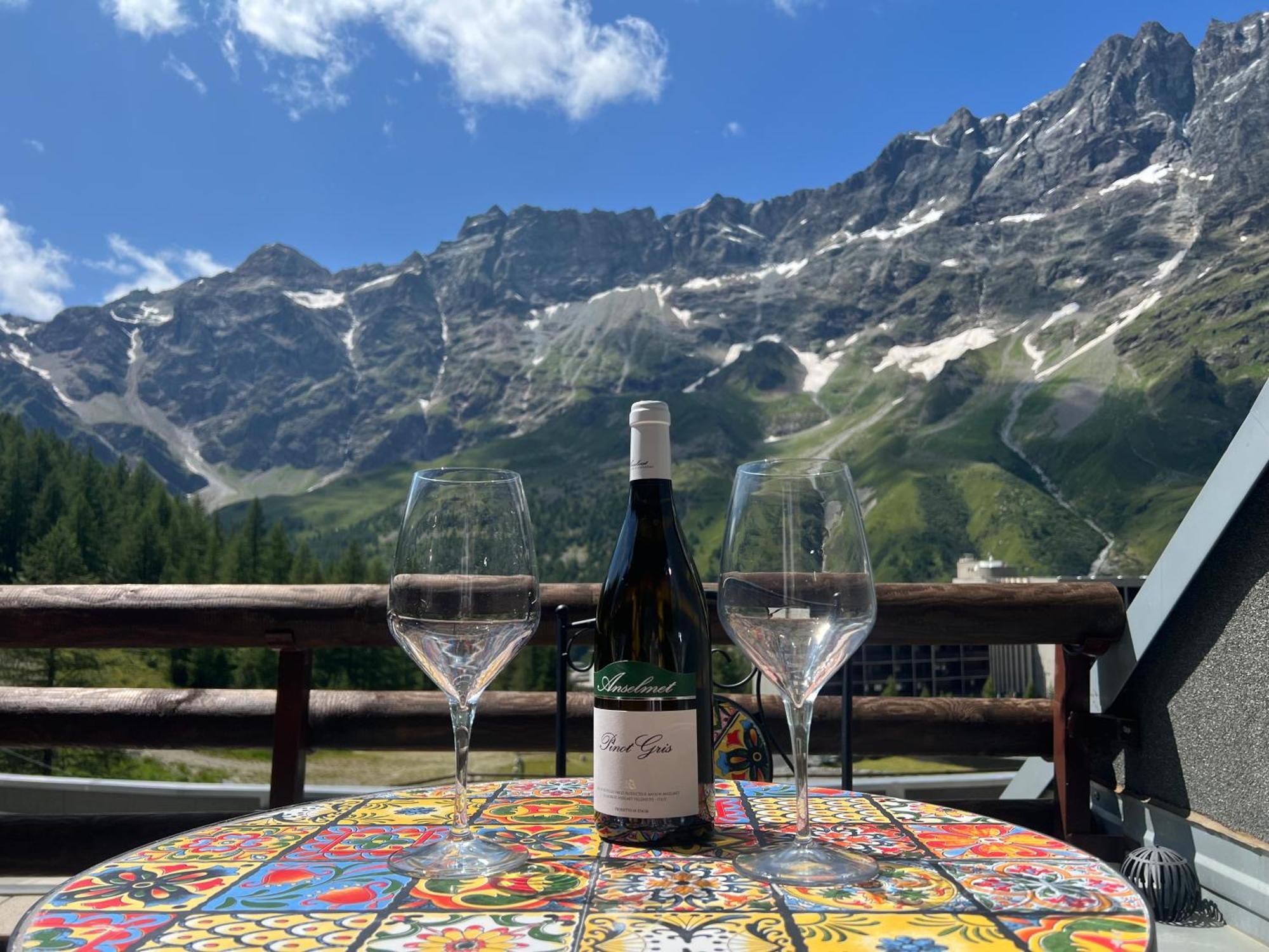 Cervinia - Matterhorn Apartments ブレウイル・チェルヴィナイア エクステリア 写真